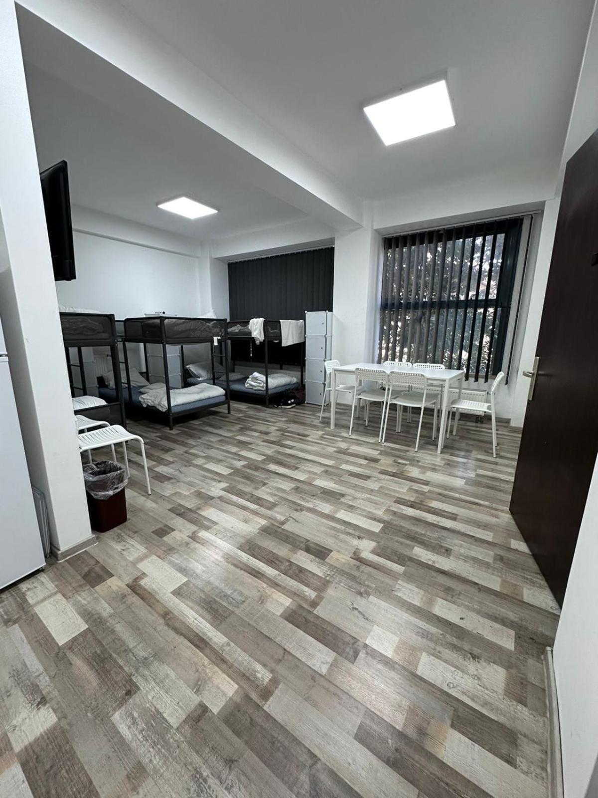 Heights Accommodation Unirii Free Parking Zone Bukarest Exteriör bild