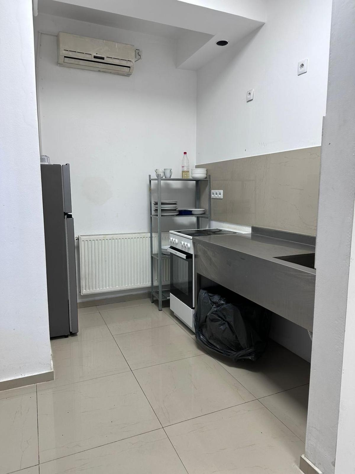 Heights Accommodation Unirii Free Parking Zone Bukarest Exteriör bild